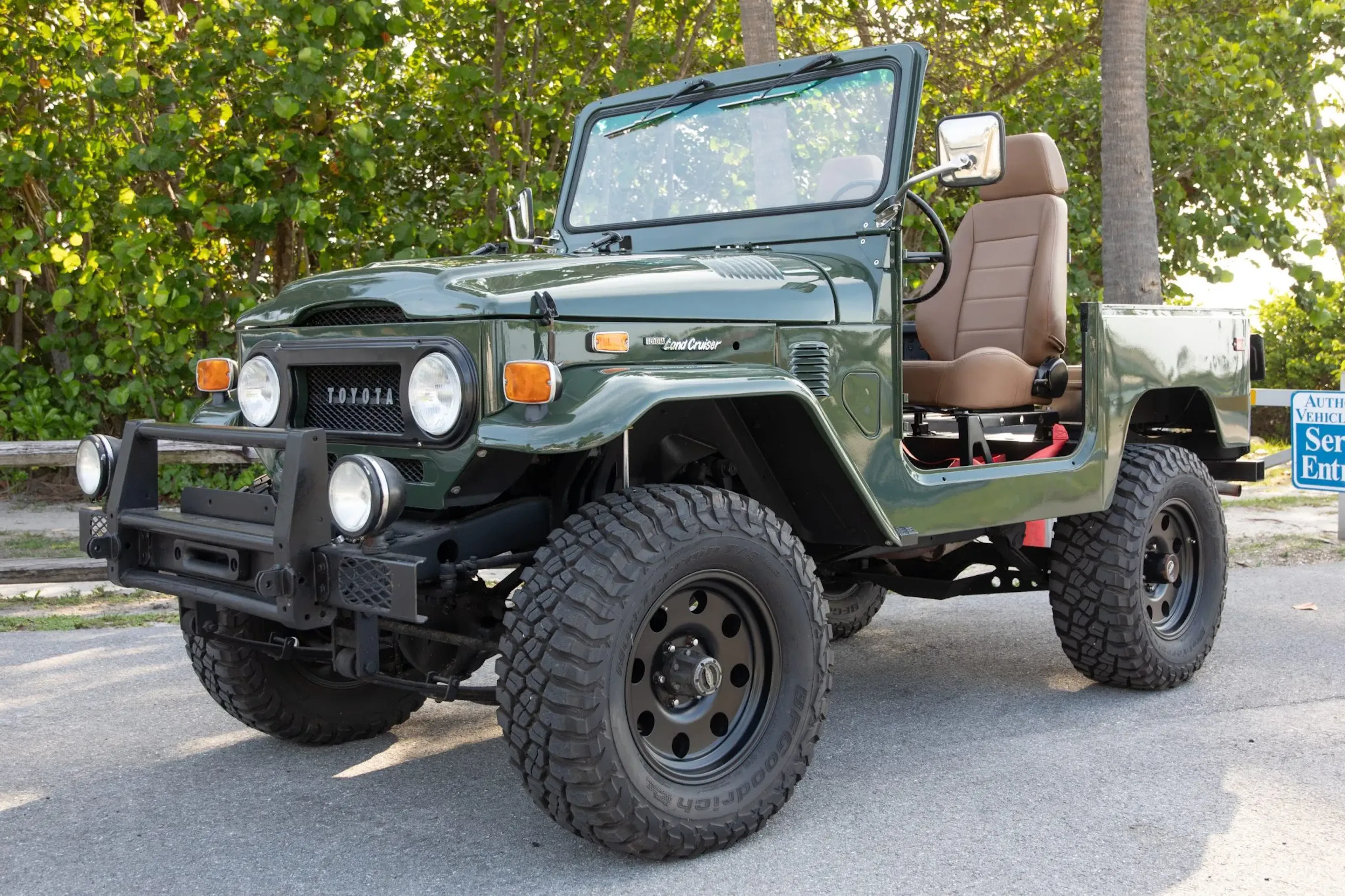 1976 Toyota Land Cruiser VIN FJ40219786 | Hagerty Valuation Tools®